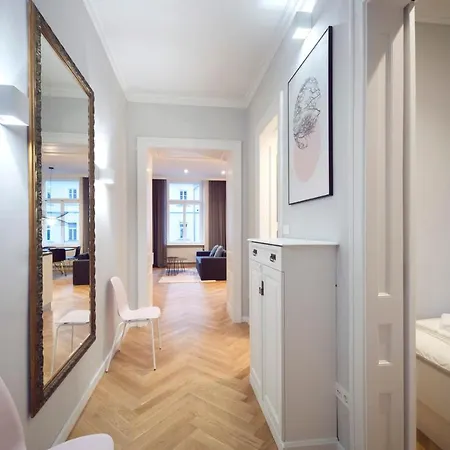 Apartment Fine Two Bedroom Trdinova *